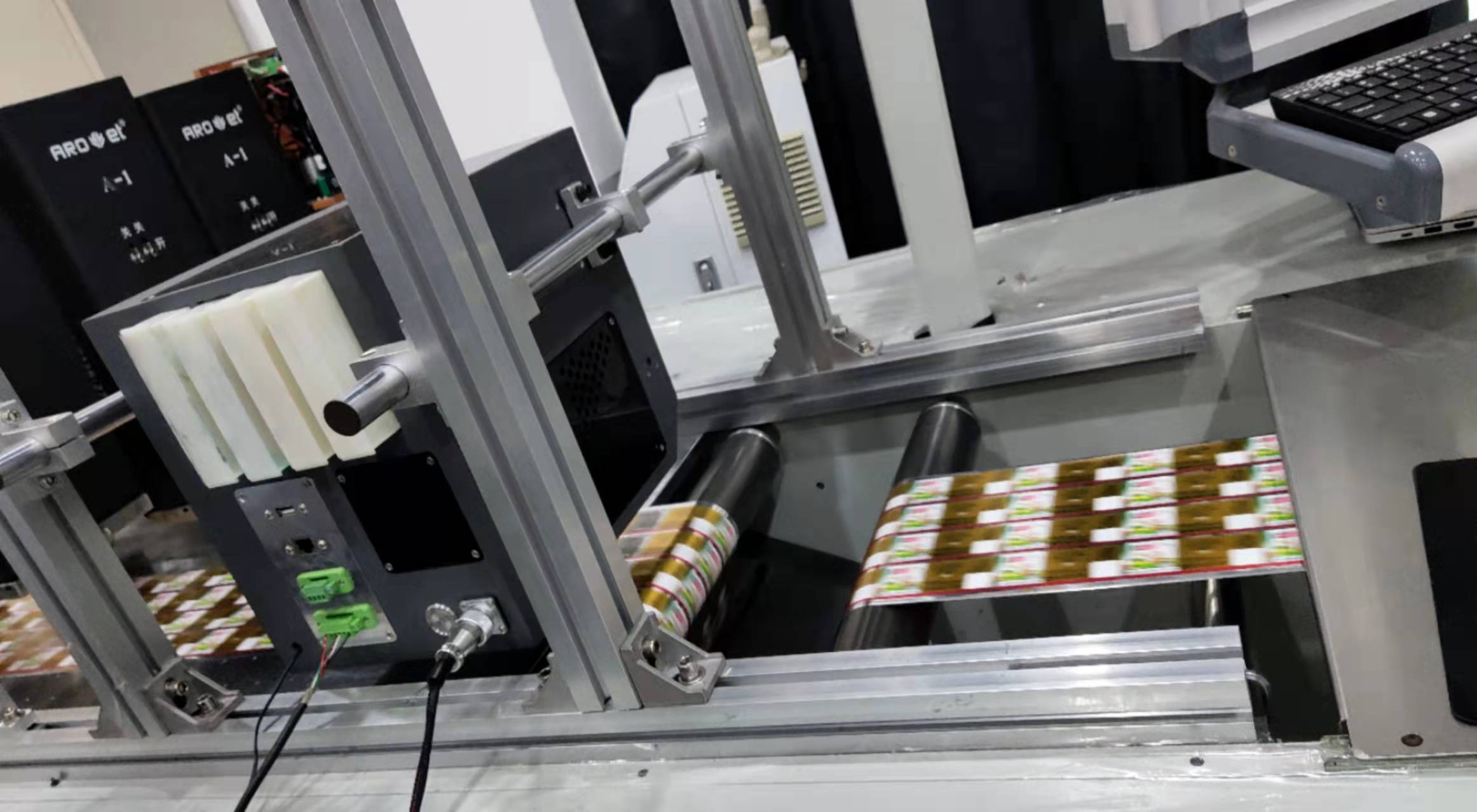 喷码知识：喷码机是干什么的？？？？？