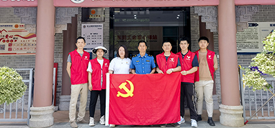 百乐博党支部丨“爱在一起，，，，，卫爱而行”慰问环卫工人活动